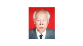 崔瑞珍.1980年－1984年任學(xué)校校長(zhǎng)；1984年－1989年任學(xué)校黨委書(shū)記
